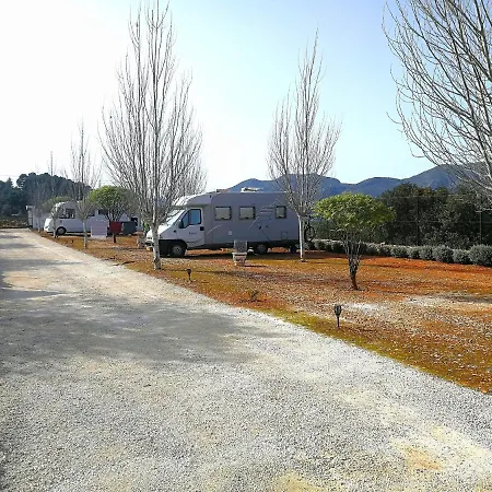 Parcela Para Autocaravanas El Colomer Lliber