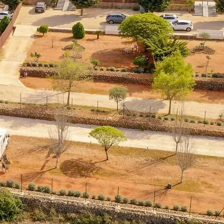 Parcela Para Autocaravanas Camping Lliber
